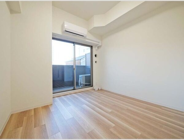 MAXIV大須観音のバルコニー|同シリーズの内装写真となります