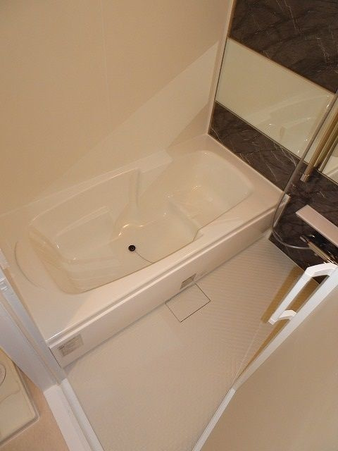 カーサ　グランデの浴室