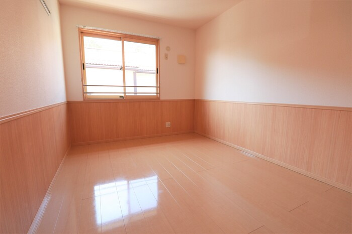 プロイド中央 ABCDEFGHの洋室|洋室