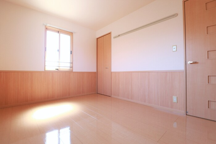 プロイド中央 ABCDEFGHの洋室|洋室