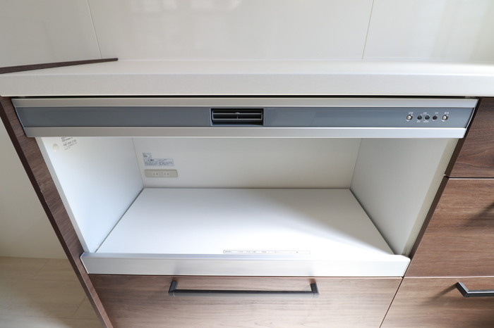 プロイド中央 ABCDEFGHのキッチン|カップボード