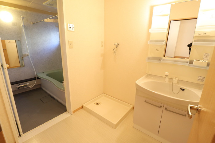 プロイド中央 ABCDEFGHの洗面所|洗面所 洗髪洗面化粧台