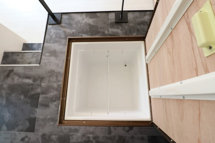 プロイド中央 ABCDEFGHの収納|床下収納