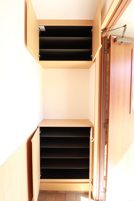 プロイド中央 ABCDEFGHの収納|シューズボックス