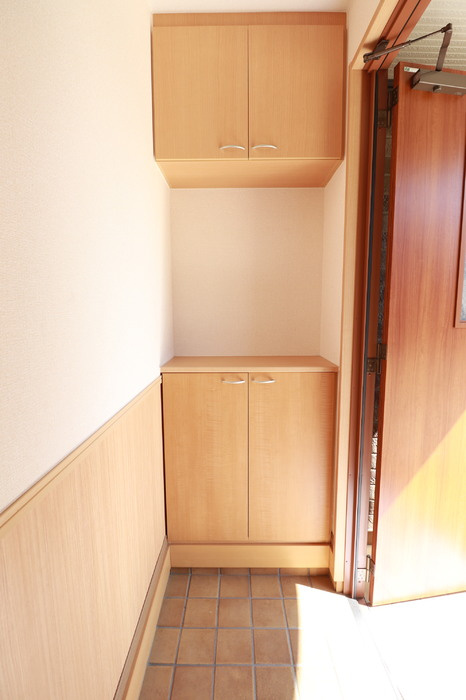 プロイド中央 ABCDEFGHの玄関|玄関