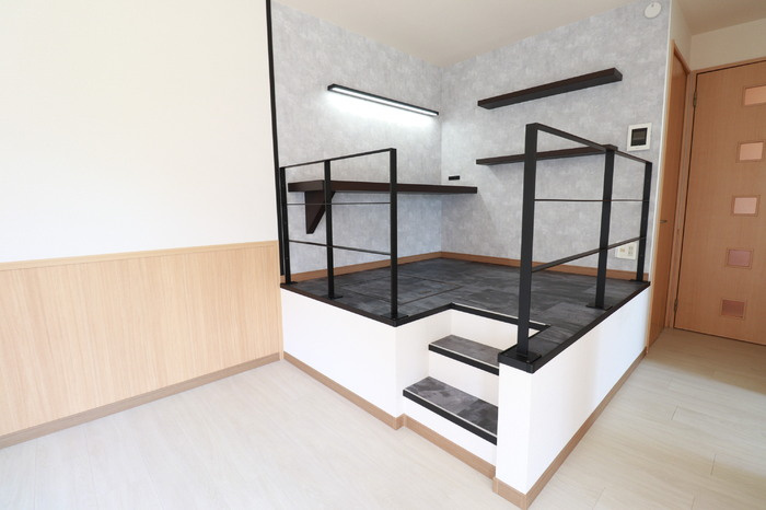 プロイド中央 ABCDEFGHの居間・リビング|LDK