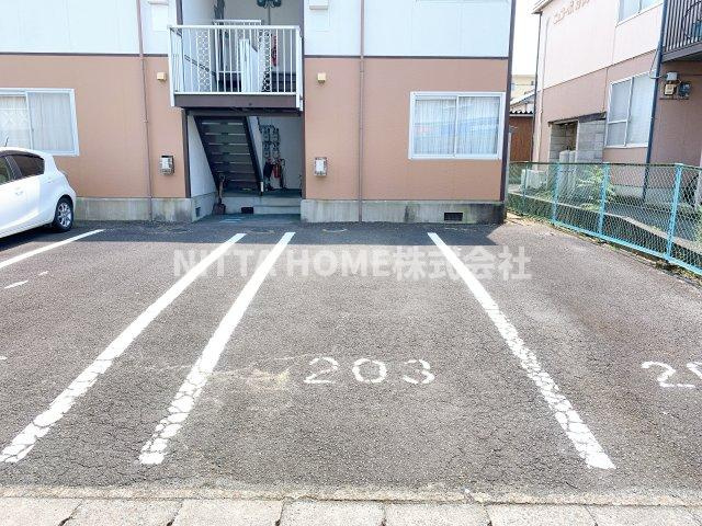 コーポ公手の駐車場|敷地内に駐車場があります◎