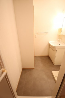 【洗面所】 | フローレンス