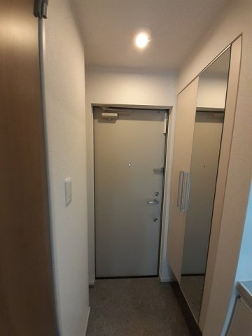 グランシュテルの玄関