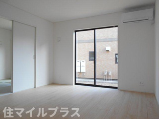 【居間・リビング】 | 二本松市郭内2丁目新築一戸建て6棟 | ゆったりとした居間です