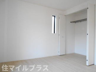 【洋室】 | 二本松市郭内2丁目新築一戸建て6棟 | 個人の部屋や寝室として使える洋室です