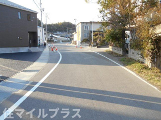 【前面道路含む現地写真】 | 二本松市郭内2丁目新築一戸建て6棟 | 前面道路含む現地写真です