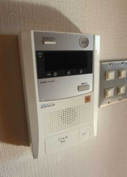 サンヒルズ用賀　駅近　南向き　駐車場　角部屋のセキュリティ