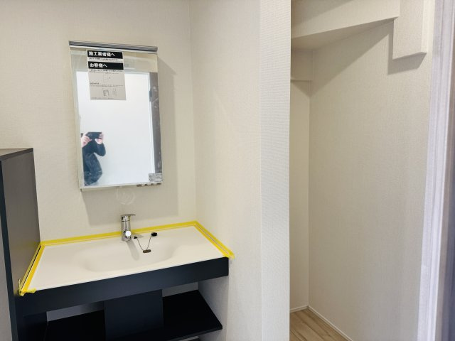 八王子市　川口町　新築一戸建て　０１期の収納|～ゆとりある広さの脱衣所～