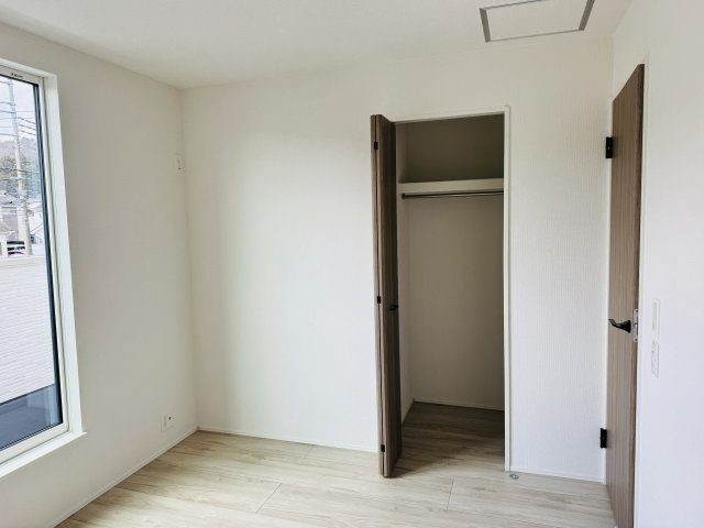 八王子市　川口町　新築一戸建て　０１期の収納|～収納力の高いクローゼット完備～
