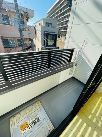 Giulia須磨浦Ⅰ（ジュリアスマウラワン）のバルコニー