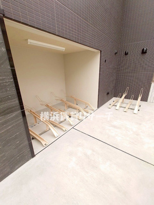  | フロンティアタップ横浜大口