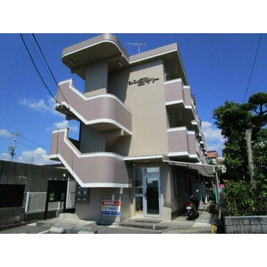 シングルエイトの外観
