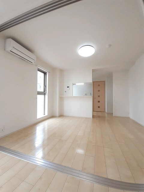 ワンリーフの居間・リビング