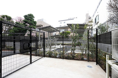 【バルコニー】 | Ｃｅｎｔｅｎａｒｉｏ市谷二十騎町 | ※写真は同タイプ住戸です。
