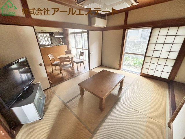 姫路市飾磨区須加　　　山陽電鉄「飾磨駅」徒歩17分の和室
