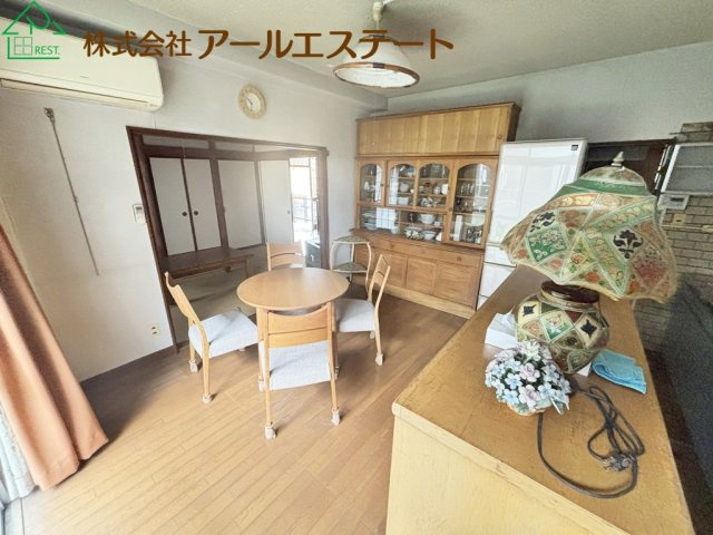 姫路市飾磨区須加　　　山陽電鉄「飾磨駅」徒歩17分の居間・リビング