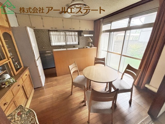 姫路市飾磨区須加　　　山陽電鉄「飾磨駅」徒歩17分の居間・リビング
