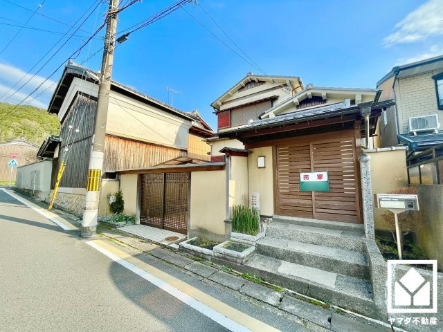 伏見区醍醐御陵西裏町の外観