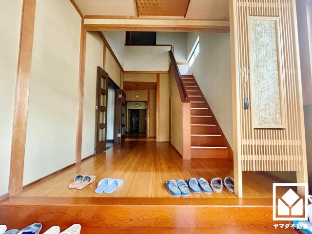 伏見区醍醐御陵西裏町の玄関