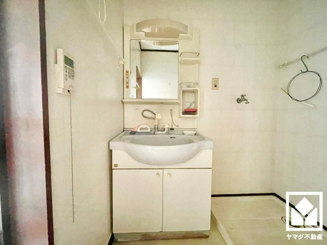 伏見区醍醐御陵西裏町の独立洗面台