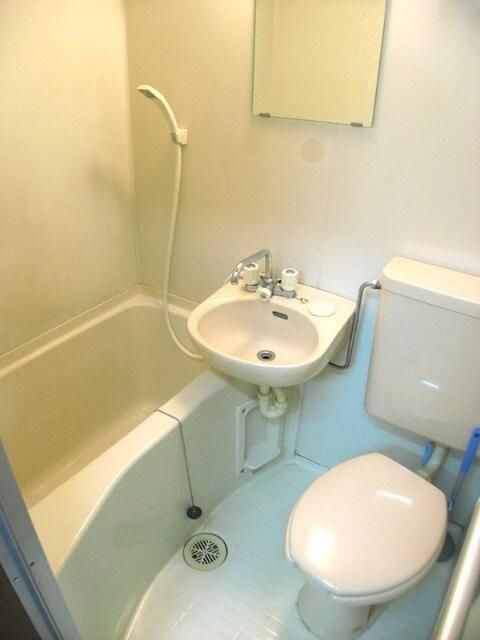 ＣＥＳＴ　ＢＯＮ　セボンの浴室