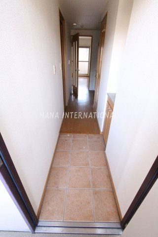 グレイスヴィラの玄関|※別号室参考写真