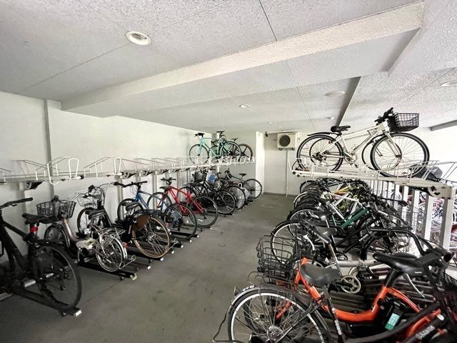 レジディア四谷三丁目のその他共用部分