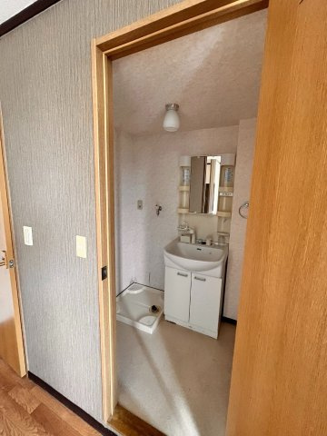 イーストパレス住吉Bの洗面所