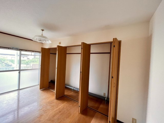 イーストパレス住吉Bの収納