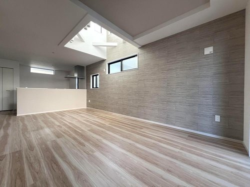 ◆さいたま市南区太田窪37期の居間・リビング|ご家族みんながゆったりくつろげる広々リビング！