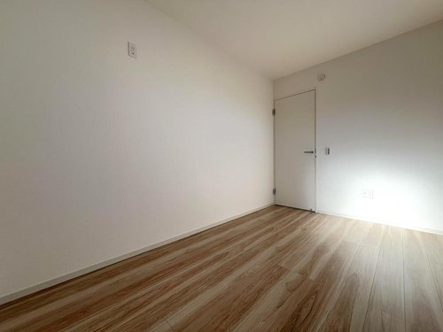 ◆さいたま市南区太田窪37期の洋室|お掃除も楽な全居室フローリング