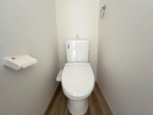 ◆さいたま市南区太田窪37期のトイレ|トイレは二か所。各階に設けております。