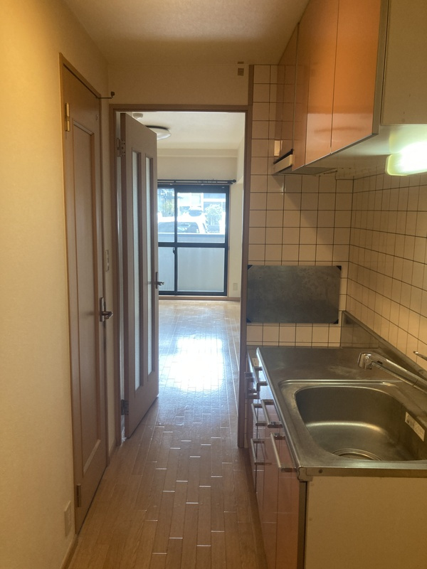 LEO伍拾伍番館のキッチン