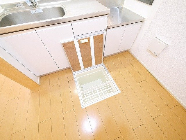 アビタシオンⅢの収納|床下収納があります