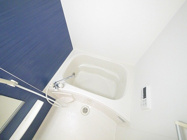 アビタシオンⅢの浴室|コンパクトで使いやすいお風呂です