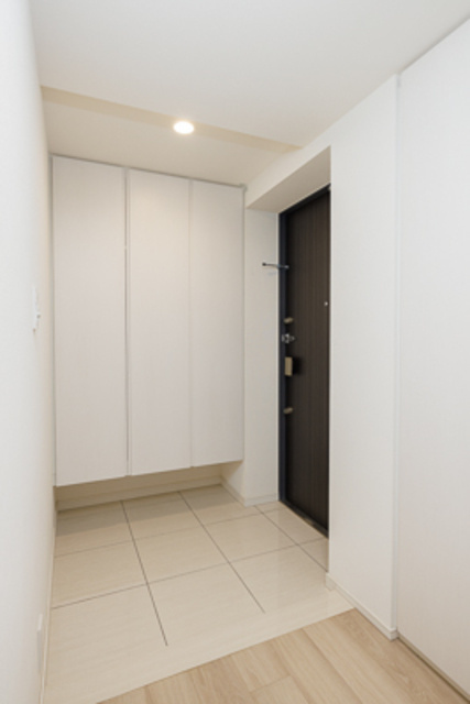 ベルヴュコート柏の玄関|※写真は同タイプ住戸です。