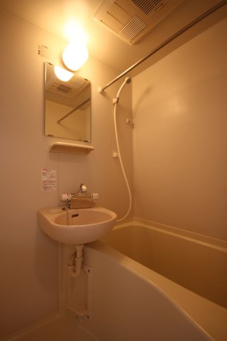 【浴室】