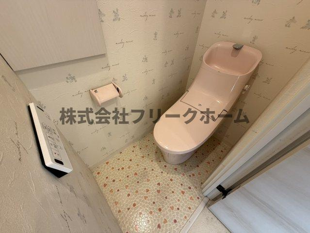 武蔵野市吉祥寺南町２丁目のアパートのトイレ