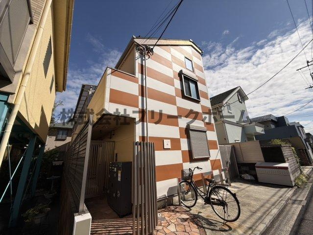 武蔵野市吉祥寺南町２丁目のアパートの外観