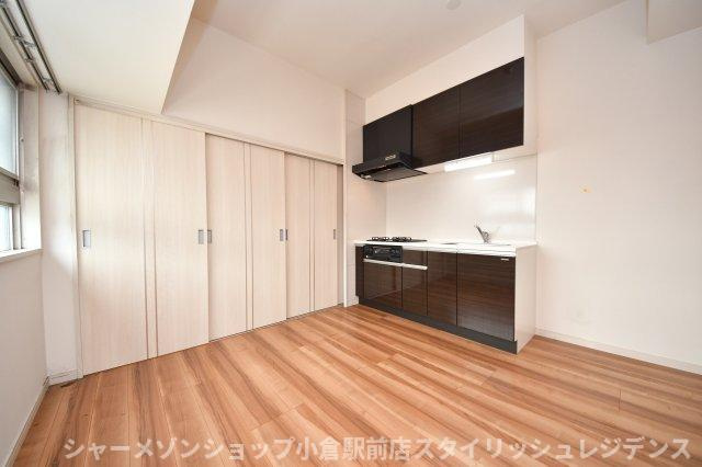 サンシャイン・キャナル小倉の居間・リビング