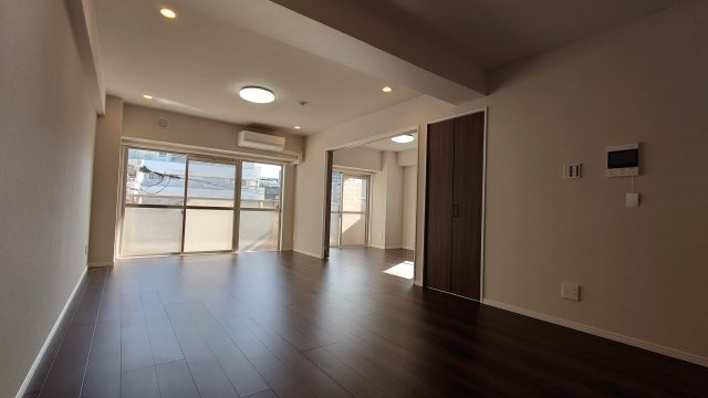 【居間・リビング】