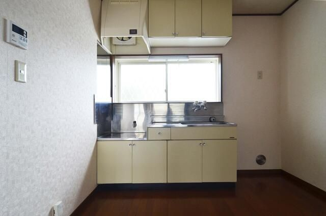 伊勢原市東大竹のアパートのキッチン