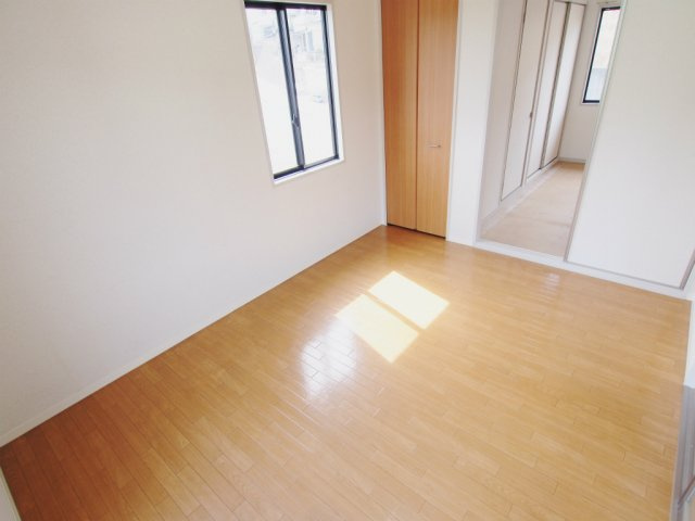 フォーレスさくら野の寝室