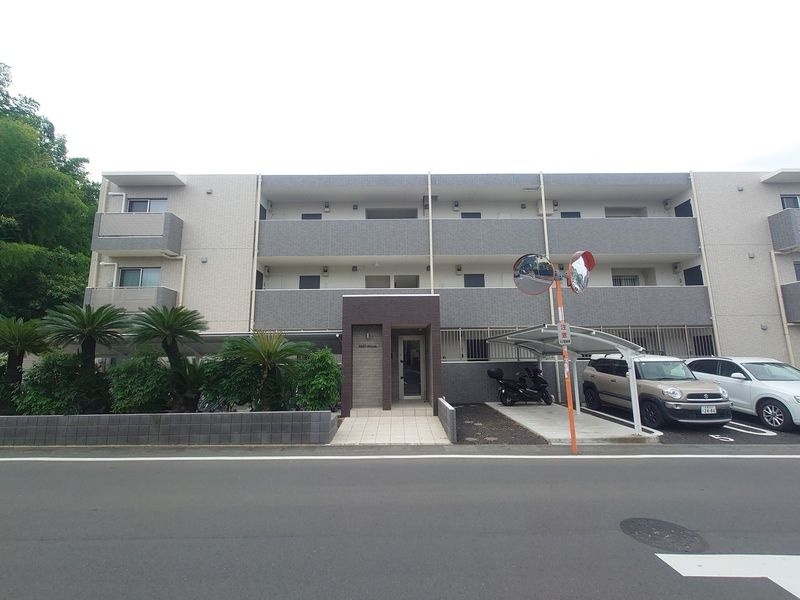 RASTポワールのエントランス